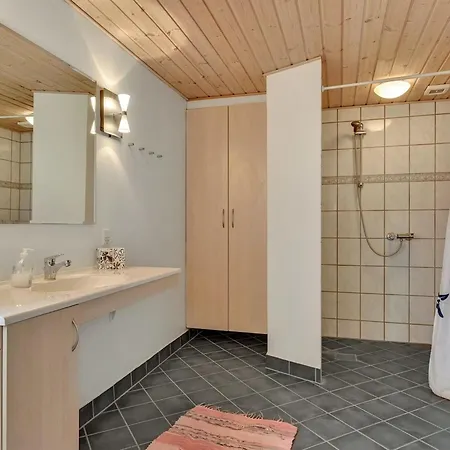 Joran - 120m From The Sea By Interhome Tranekær